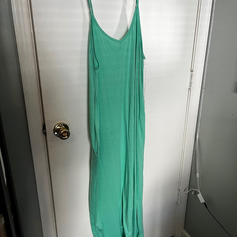 Three bird nest flowy maxi dress